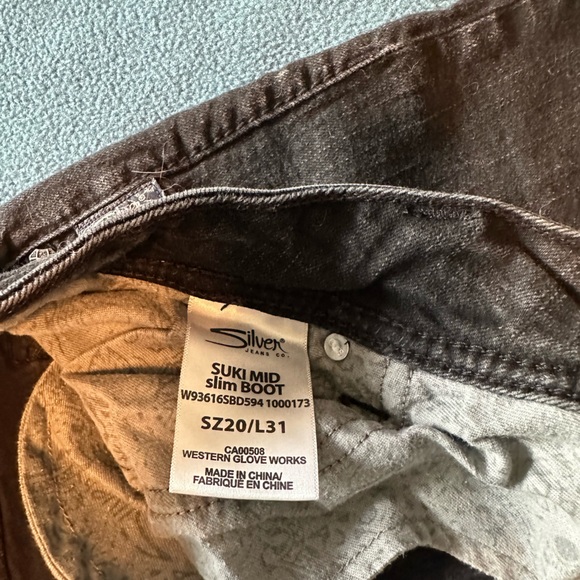 Black womens silver jeans size 20. Hemmed to 29” - Picture 2 of 4